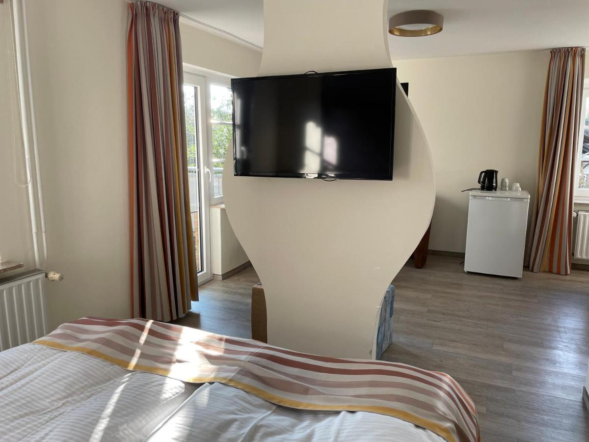 Hotel Osterkrug 후줌 외부 사진
