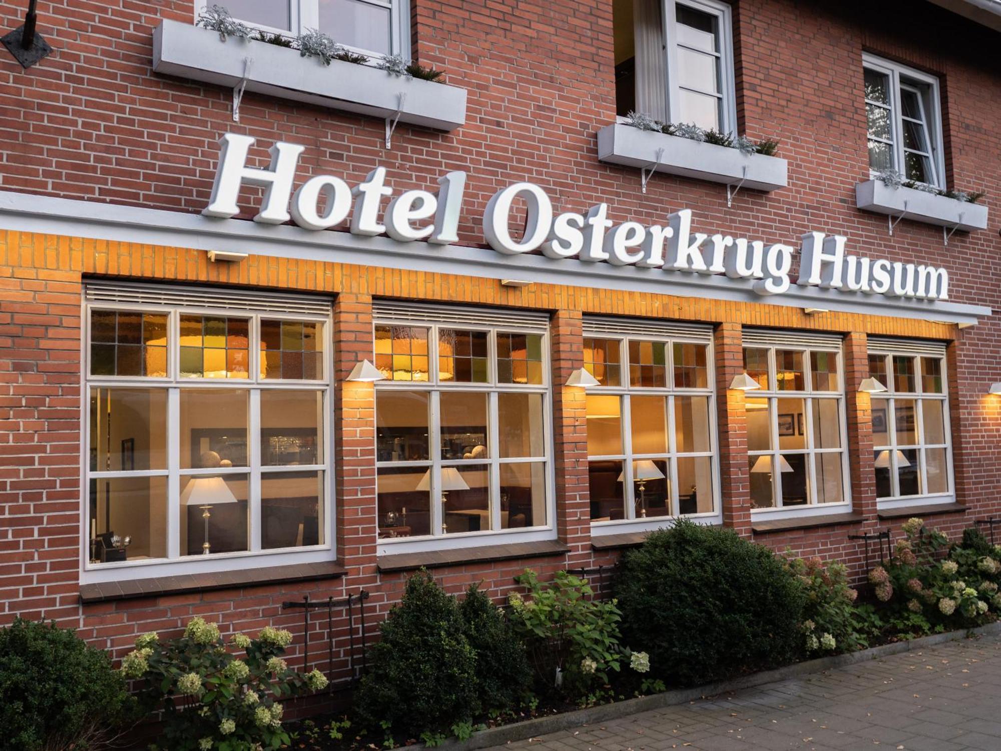 Hotel Osterkrug 후줌 외부 사진